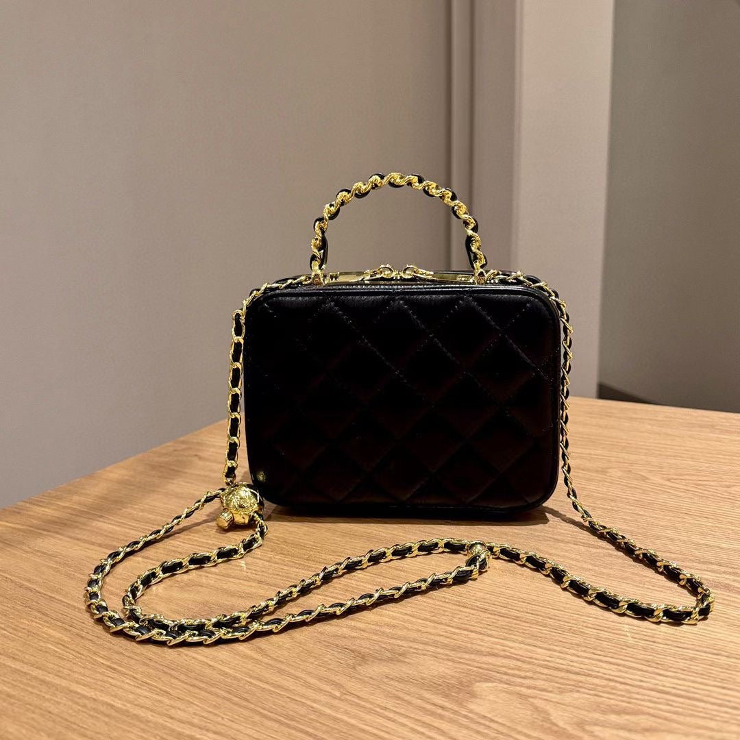 C Series · Genuine Leather Quilted Camera Bag with Chain Top Handle – 2 Colors | Crossbody & Shoulder | Greenyuna