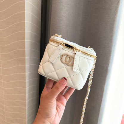 C Series · Genuine Leather Quilted Mini Vanity Cube Bag – 6 Colors | Crossbody | Greenyuna