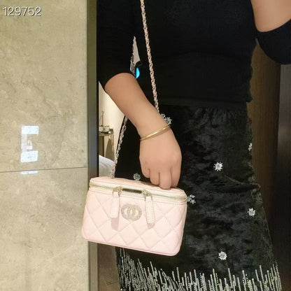 C Series · Genuine Leather Quilted Medium Vanity Crossbody Bag – Double Zipper | 4 Colors | Greenyuna