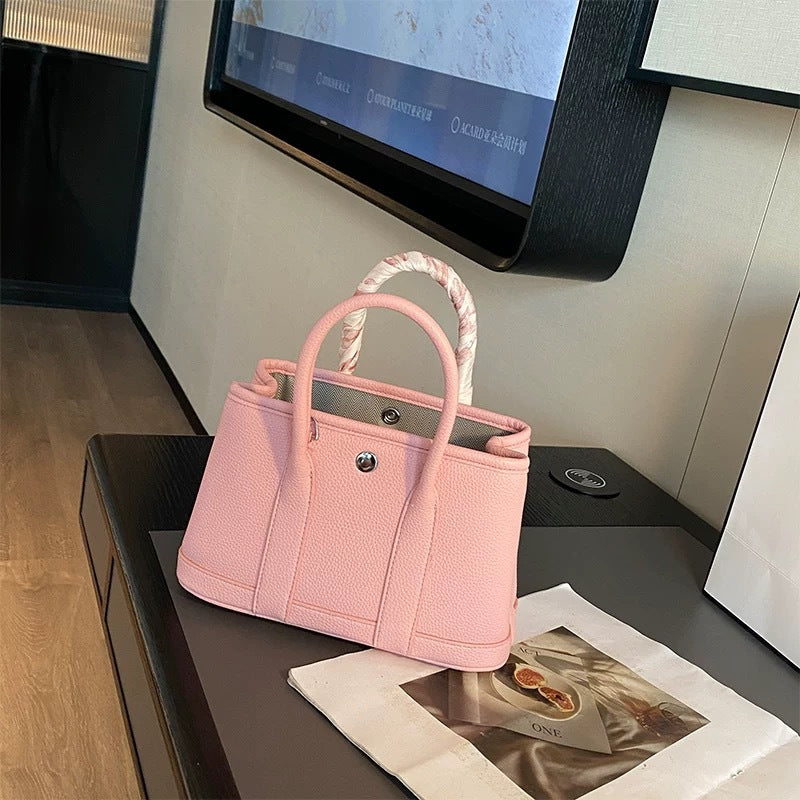 Classic Soft Tote 30cm | Premium PU Daily Handbag – GREEN Factory