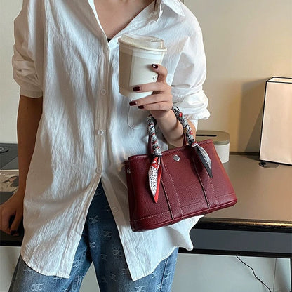 Classic Soft Tote 30cm | Premium PU Daily Handbag – GREEN Factory