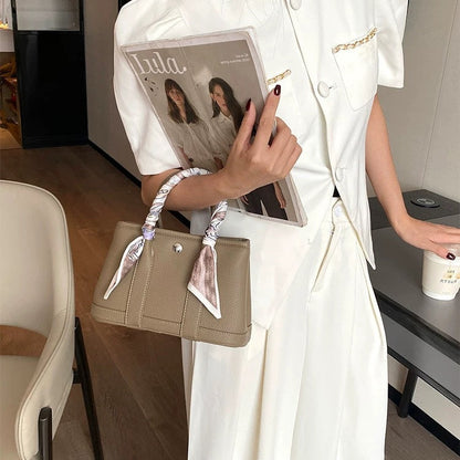 Classic Soft Tote 30cm | Premium PU Daily Handbag – GREEN Factory