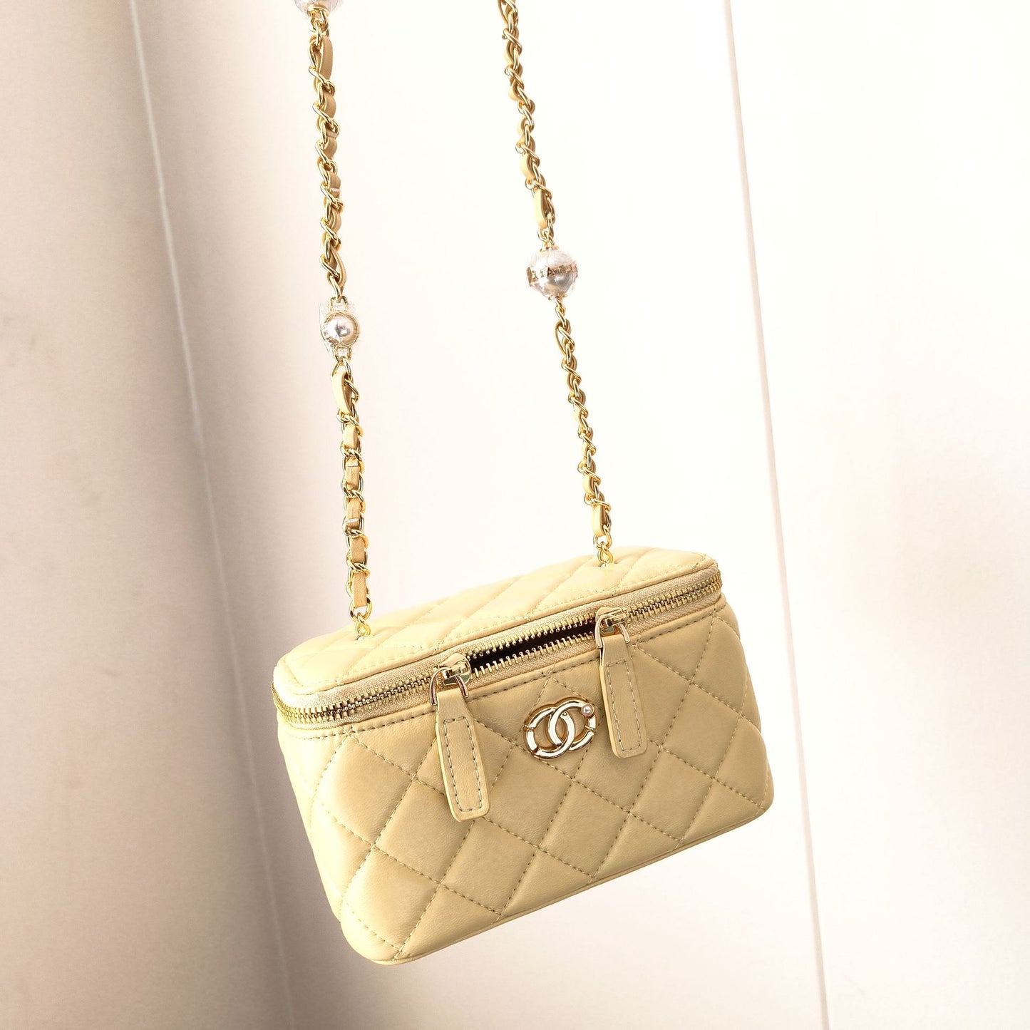 C Series · Genuine Leather Quilted Medium Vanity Box Bag – Pearl & Chain Strap | 4 Colors | Greenyuna