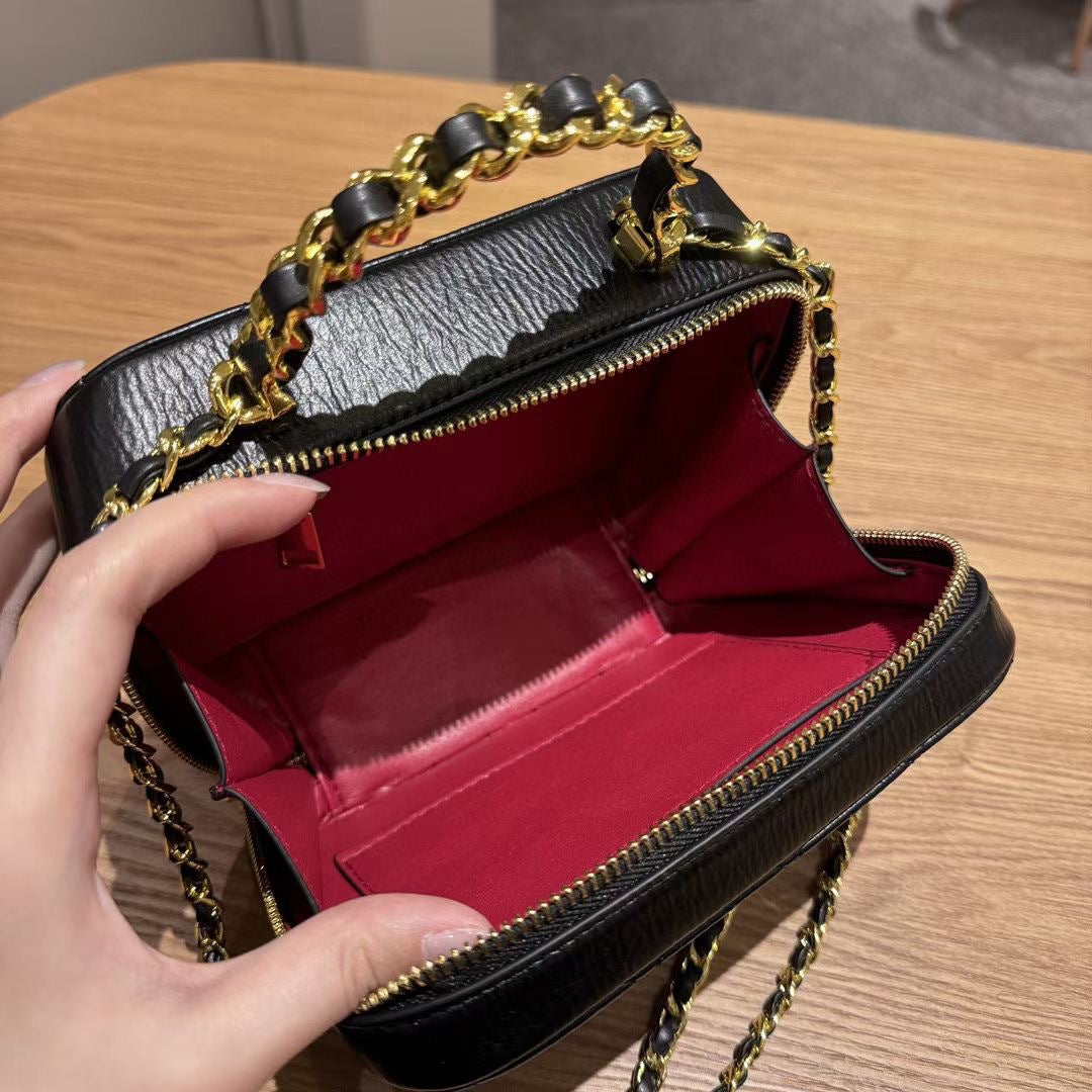 C Series · Genuine Leather Quilted Camera Bag with Chain Top Handle – 2 Colors | Crossbody & Shoulder | Greenyuna