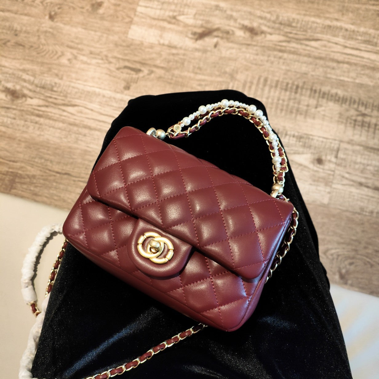 Mini Genuine Leather Quilted Flap Bag – Double Chain Strap | 5 Colors | MOQ 2 | Greenyuna