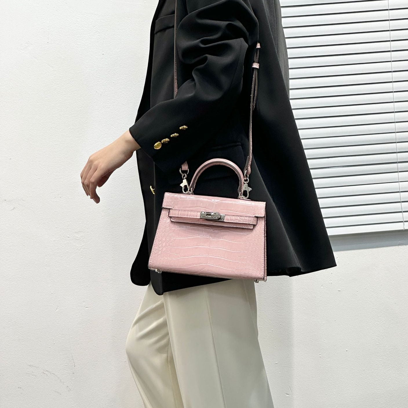 H Series Croc-Embossed Top-Handle Bag | 22cm | Factory Direct Wholesale