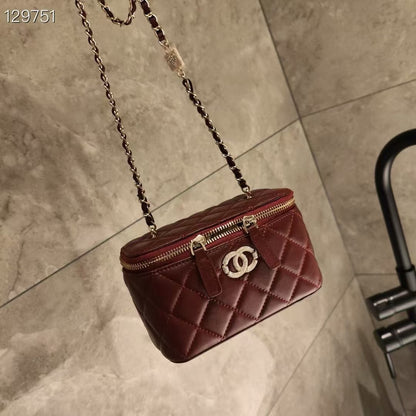 C Series · Genuine Leather Quilted Medium Vanity Crossbody Bag – Double Zipper | 4 Colors | Greenyuna