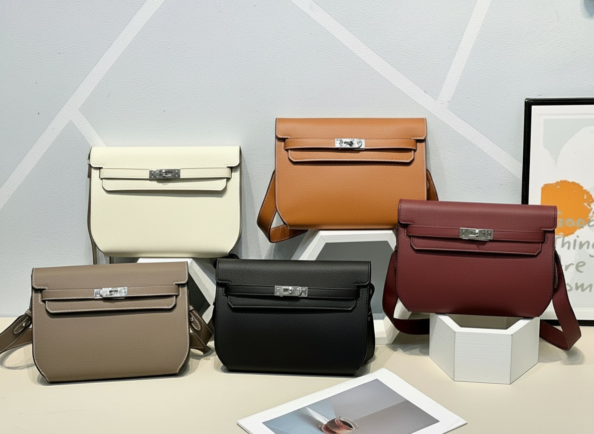 H Series 25 cm Structured Shoulder Bag – 23-0405 | Silver Hardware