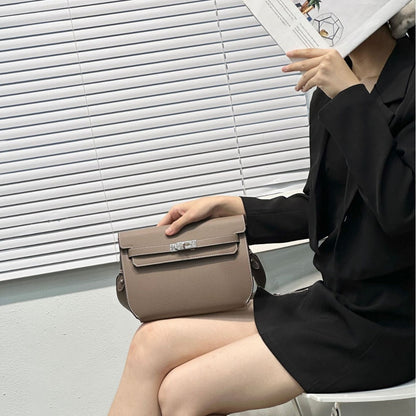 H Series 25 cm Structured Shoulder Bag – 23-0405 | Silver Hardware