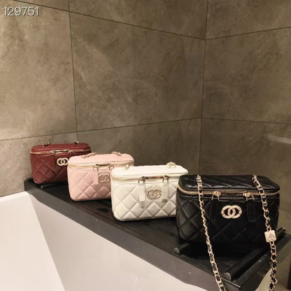 C Series · Genuine Leather Quilted Medium Vanity Crossbody Bag – Double Zipper | 4 Colors | Greenyuna