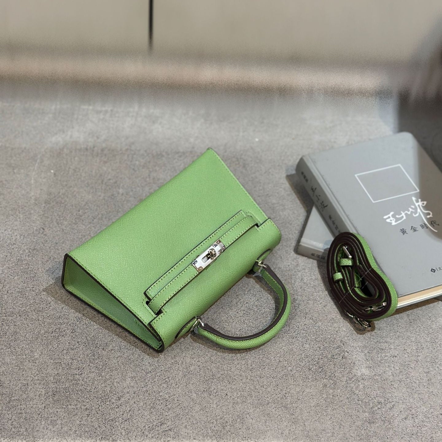 Elegant Structured Bag Wholesale |22 cm PU Handbag Silver | GREEN Factory