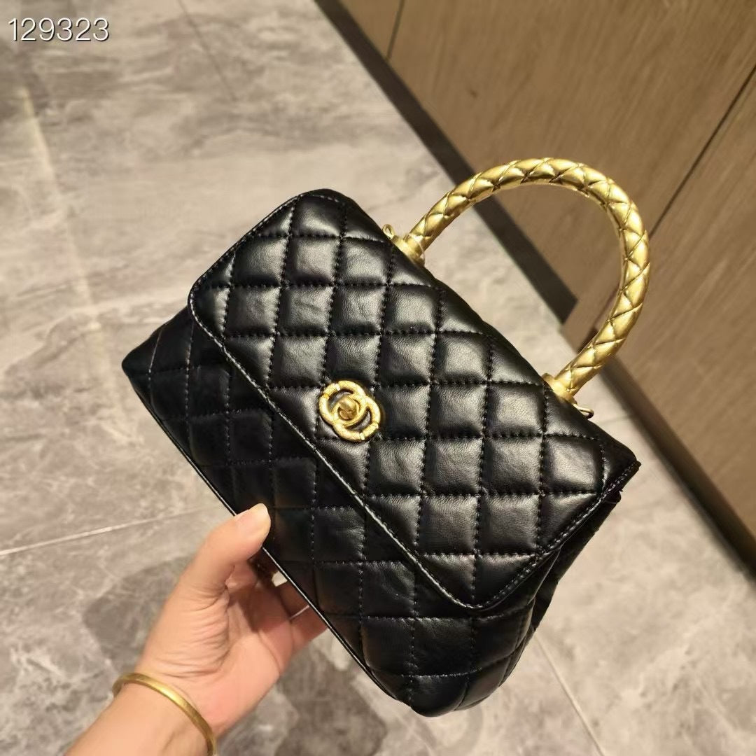 C Series · Genuine Leather Quilted Twisted-Metal Handle Flap Bag – 4 Colors | Elegant Top Handle | Greenyuna