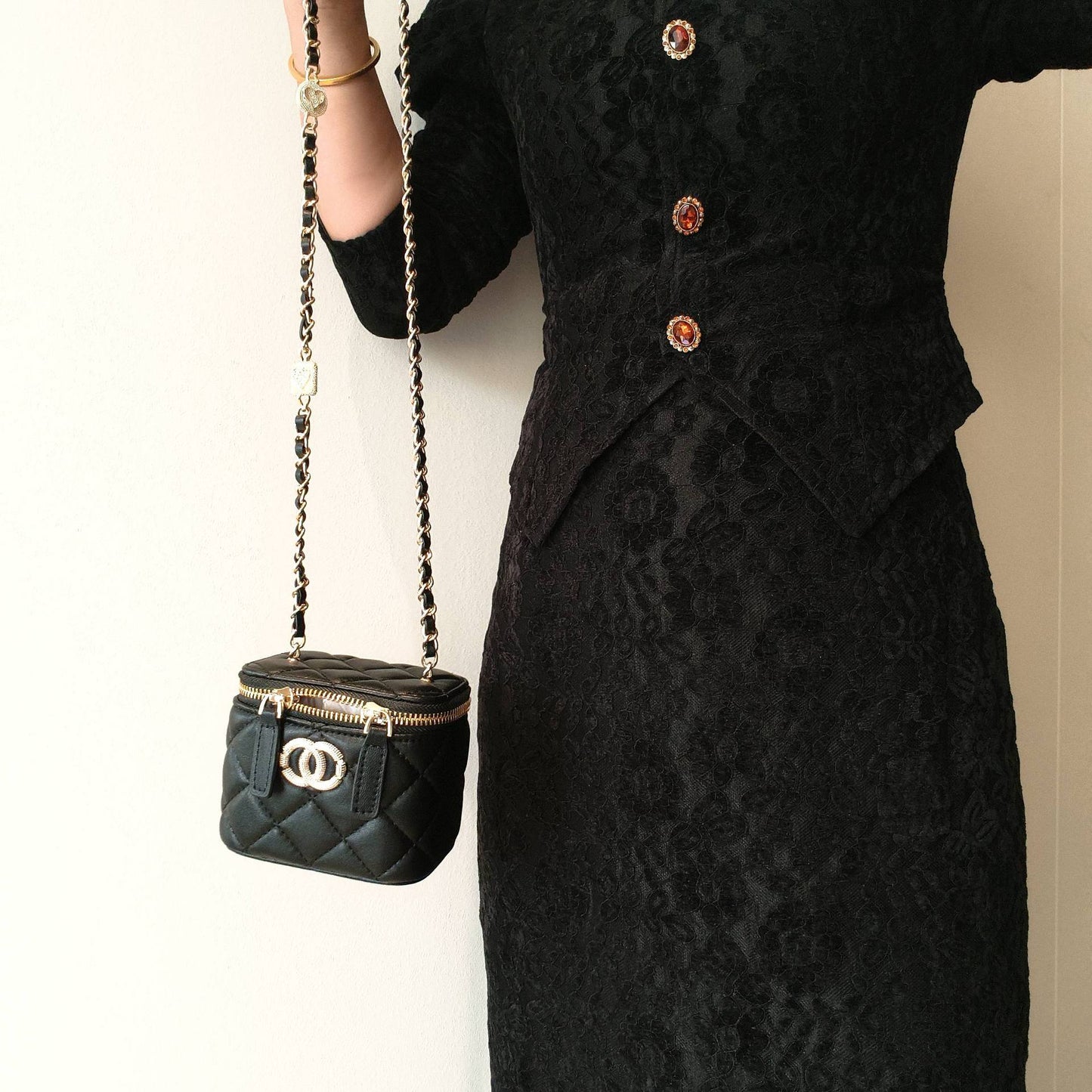 C Series · Genuine Leather Quilted Mini Vanity Cube Bag – 6 Colors | Crossbody | Greenyuna