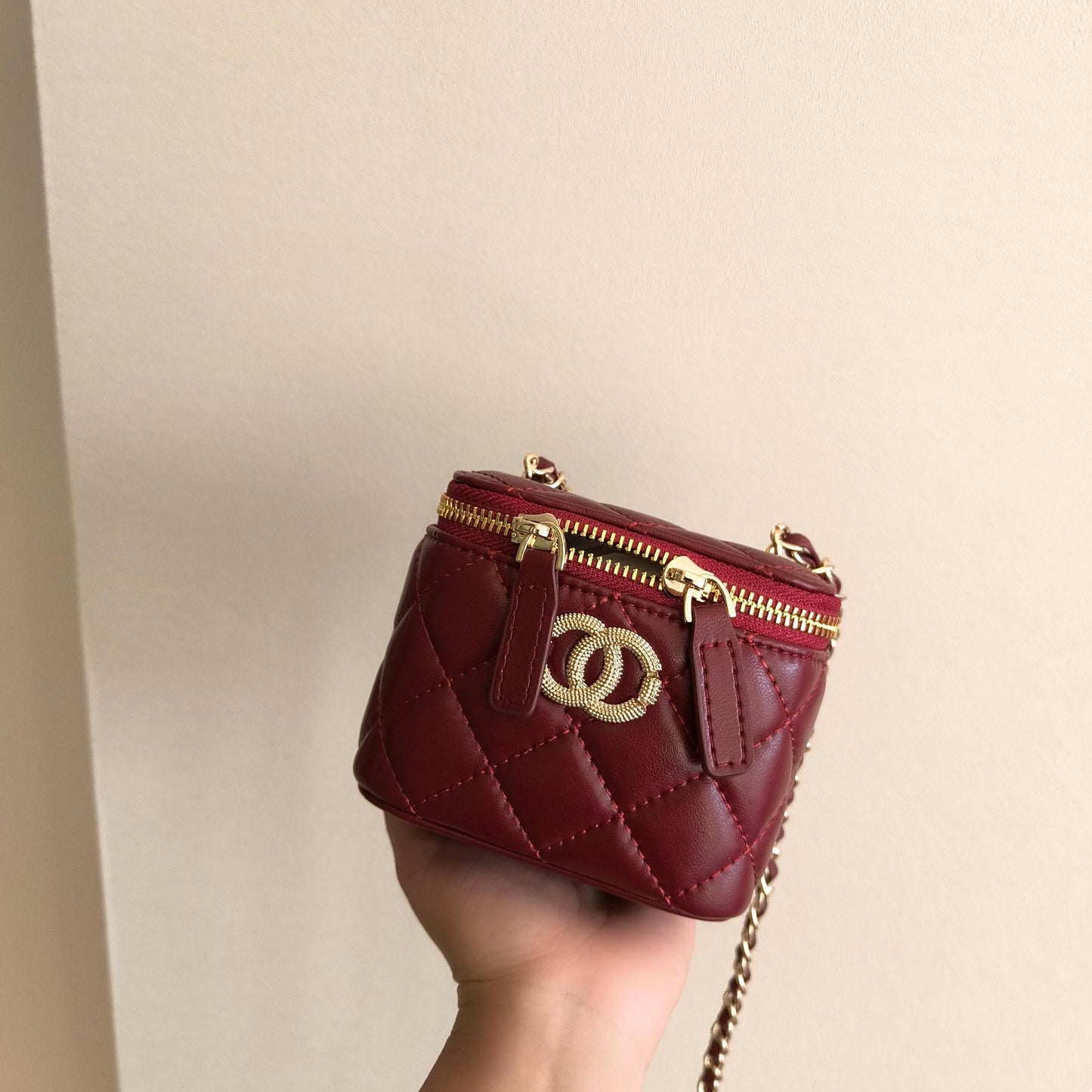 C Series · Genuine Leather Quilted Mini Vanity Cube Bag – 6 Colors | Crossbody | Greenyuna