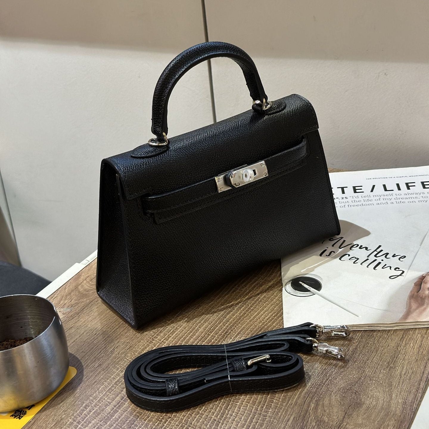 Elegant Structured Bag Wholesale |22 cm PU Handbag Silver | GREEN Factory