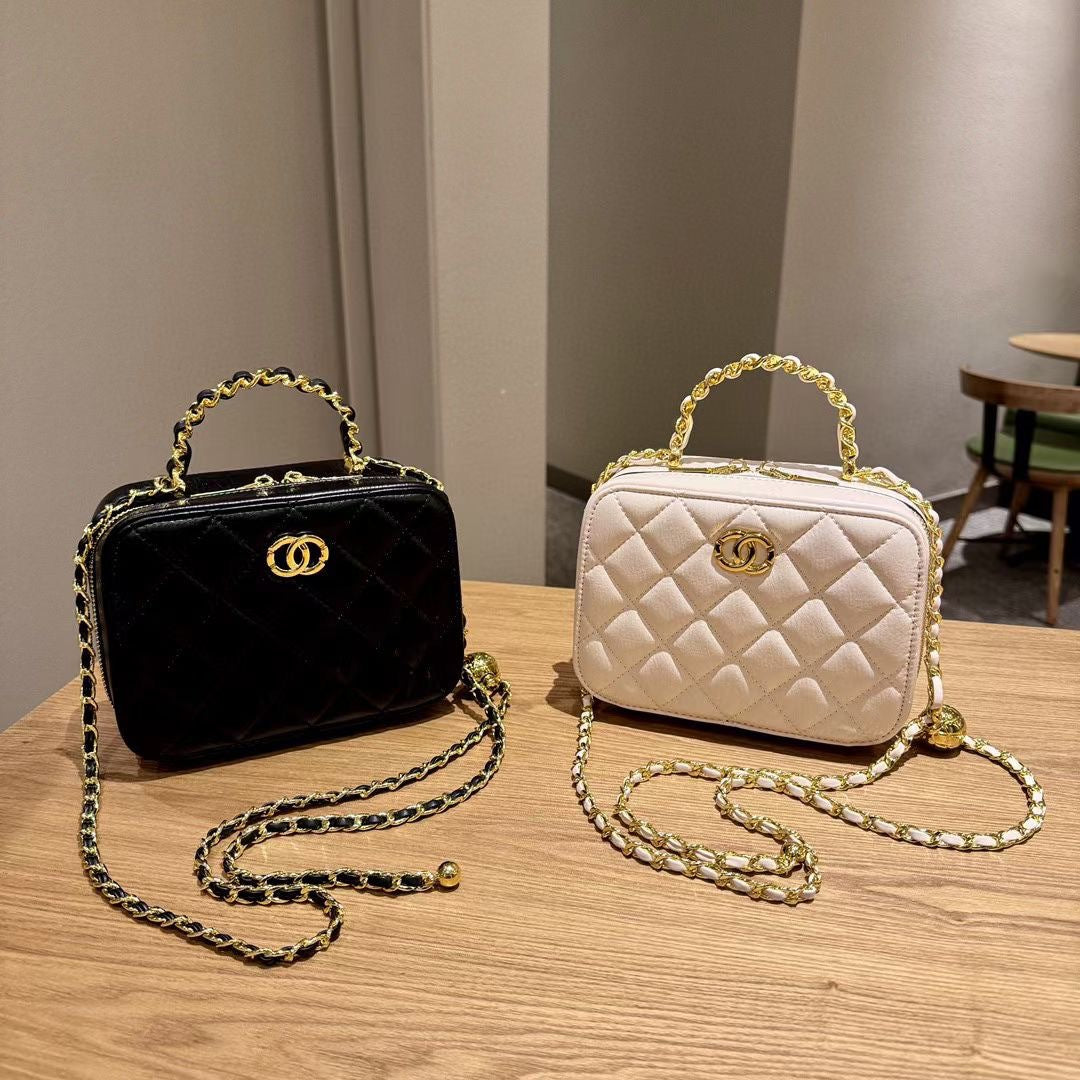 C Series · Genuine Leather Quilted Camera Bag with Chain Top Handle – 2 Colors | Crossbody & Shoulder | Greenyuna