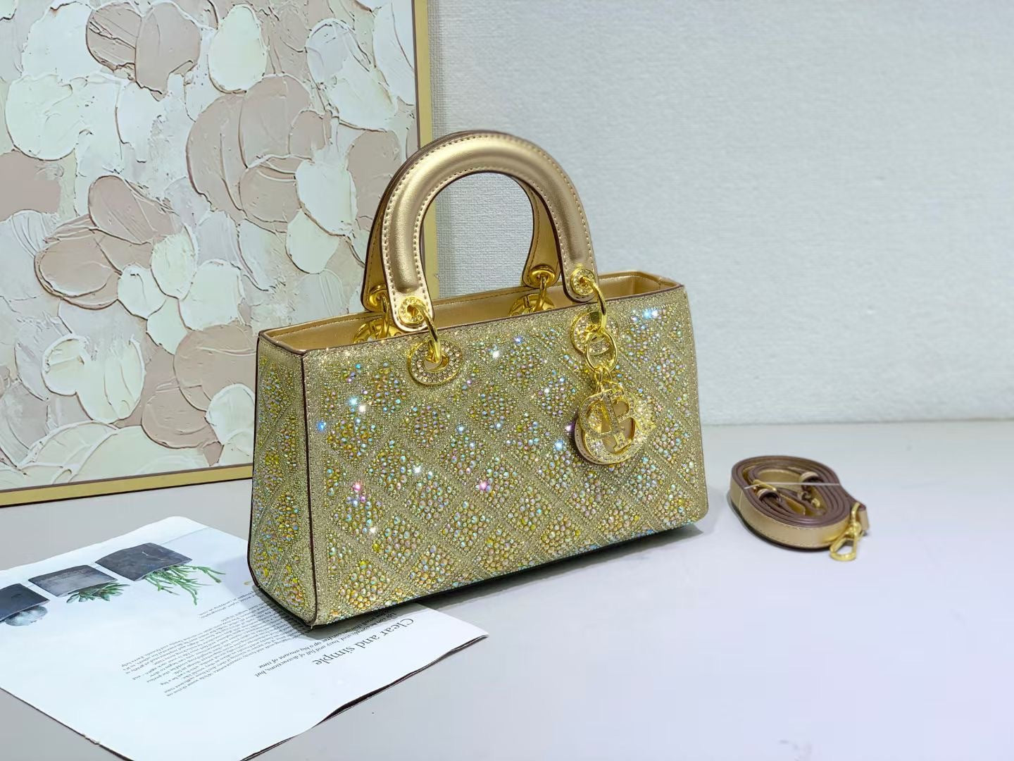 D Series PU Diamond-Quilted Mini Handbag – 27.5cm Small Bag with Gold Lock Detail