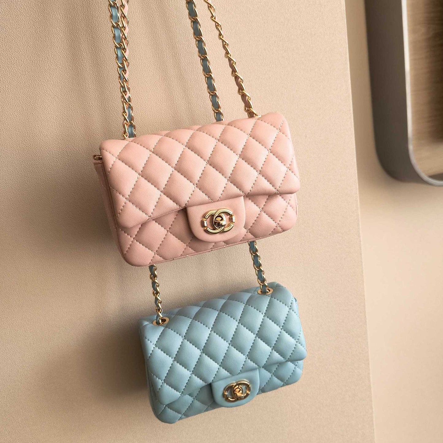 C Series · Mini Genuine Leather Quilted Flap Chain Bag – 6 Colors | Crossbody & Shoulder | Greenyuna