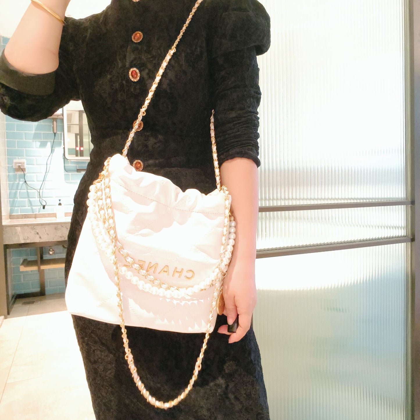 Pearl Chain Soft Quilted Hobo Bag – Shoulder & Crossbody | 5 Colors | Greenyuna