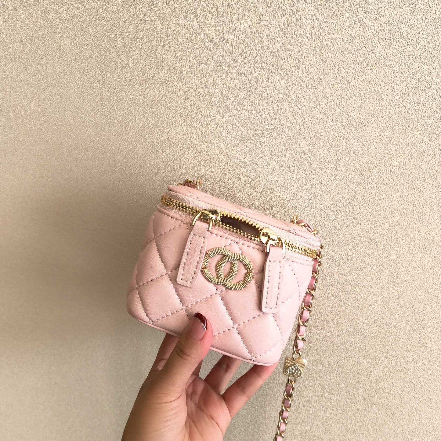 C Series · Genuine Leather Quilted Mini Vanity Cube Bag – 6 Colors | Crossbody | Greenyuna