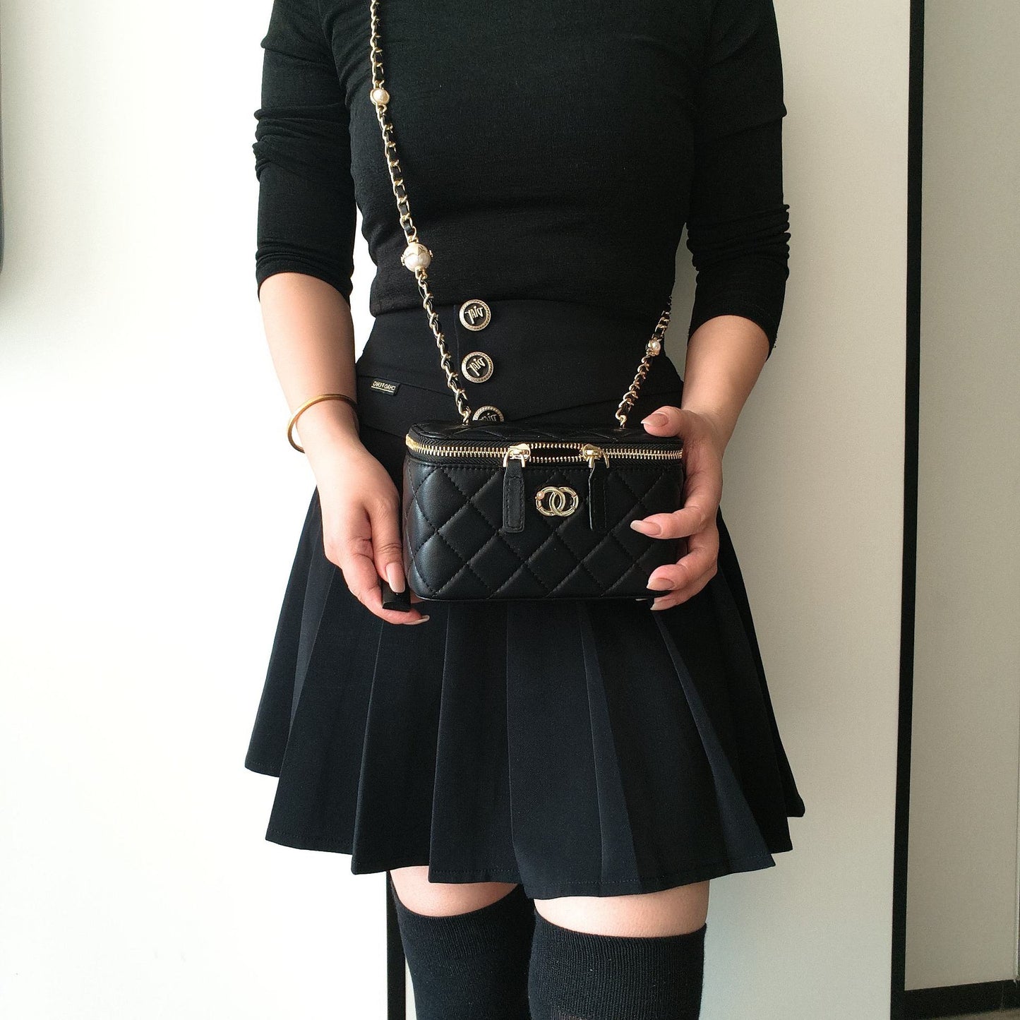 C Series · Genuine Leather Quilted Medium Vanity Box Bag – Pearl & Chain Strap | 4 Colors | Greenyuna